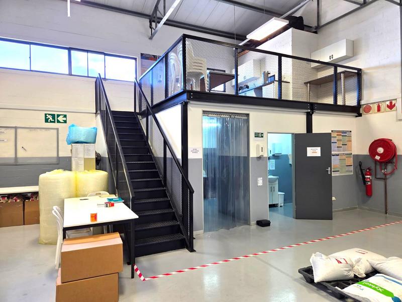 Commercial Property for Sale in Capricorn Western Cape